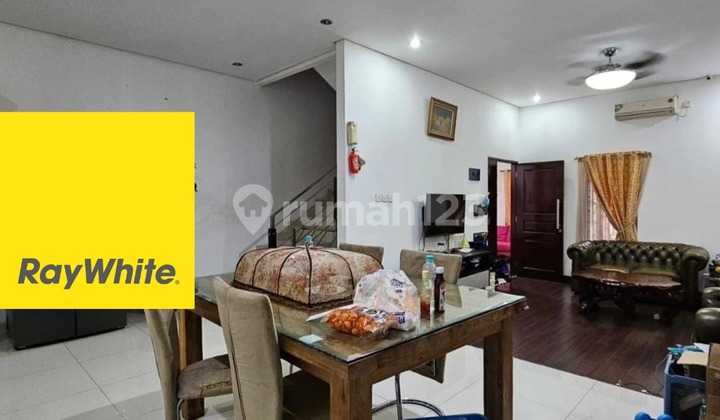 For Sale Ready-to-Occupy House in Strategic Location, Cibulan, Kebayoran Baru, South Jakarta