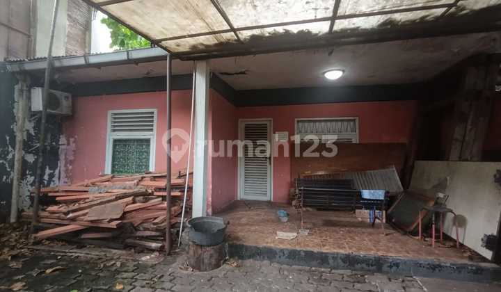 Affordable House. In Hang Jebat - Kebayoran Baru South Jakarta