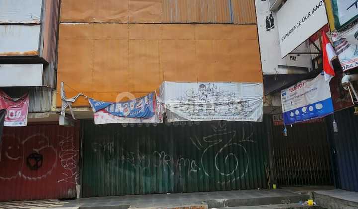 Shop house on Panglima Polim Raya Street, Kebayoran Baru - South Jakarta 2