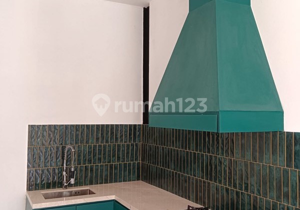 Rumah Minimalis Modern di Daerah Srengseng, Jakarta Selatan 2