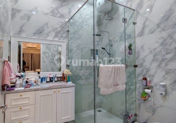 Rumah Modern dan Murah di Daerah Ragunan, Pasar Minggu, Jakarta Selatan 2