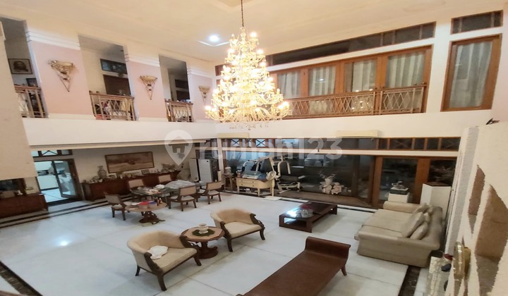 Rumah 2 Lantai Lokasi Strategis 2