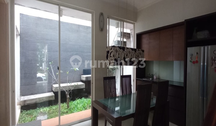 Rumah 2 Lantai Di Kawasan Elite  2