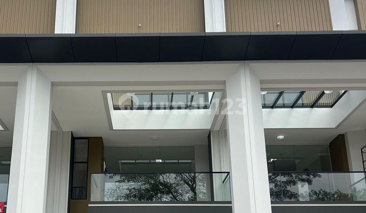 Disewakan Ruko 3 Lantai (baru) Lokasi Strategis Gading Serpong, Tangerang Disewakan Ruko 3 Lantai (baru) Lokasi Strategis Gading Serpong, Tangerang