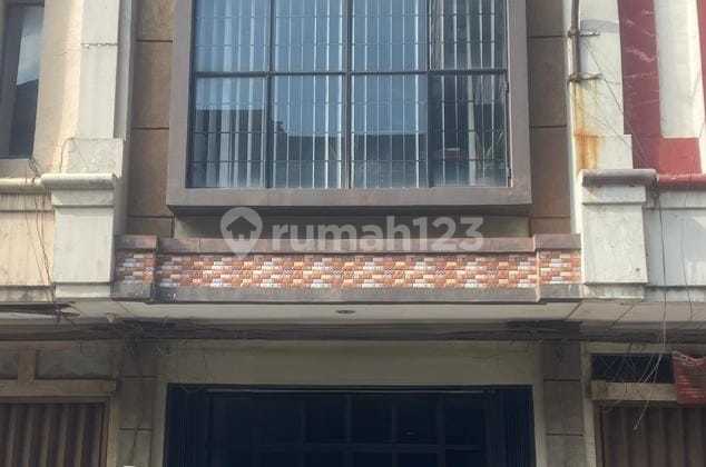 Shop House 3.5 Floors Shop House 3.5 Floors