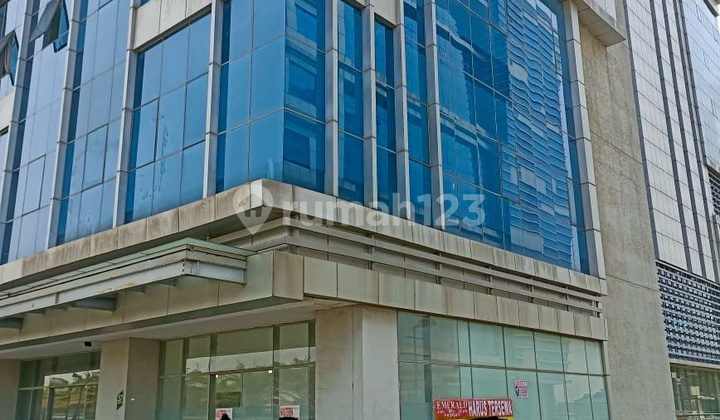 FOR SALE SHOPHOUSE IN CENGKARENG BUSINESS CITY CBC CORNER PRIME LOCATION