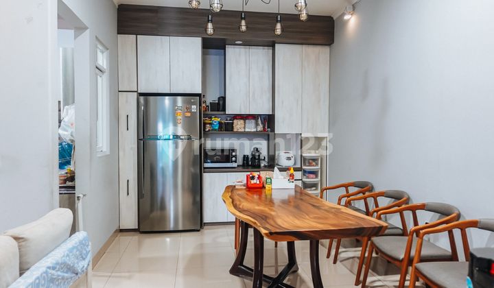 For Sale Rumah Greenlake City Unit Hoek Cluster Amerika Latin