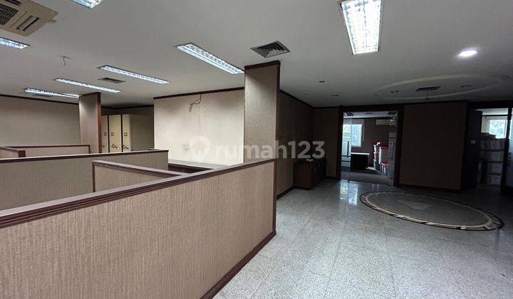 Dijual Gedung Perkantoran Latumenten 7lantai Bangunan Sangat Rapi 2