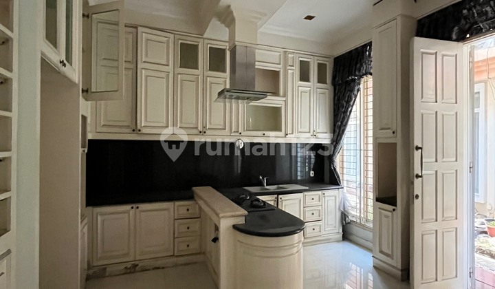 Dijual Rumah Town House Pluit Samudera Semi Furnish Dijual Rumah Town House Pluit Samudera Semi Furnish