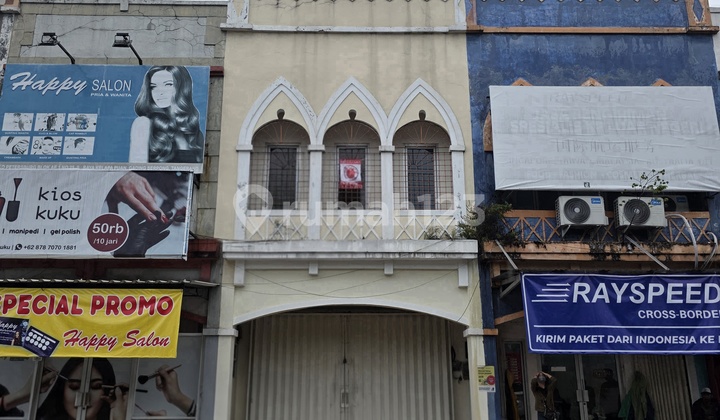 Ruko di lokasi strategis di Gading Serpong Ruko di lokasi strategis di Gading Serpong