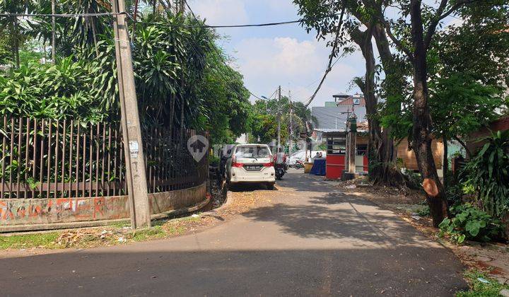 Rumah Luas Asri di Kemanggisan Samping Tol Kebon Jeruk 2