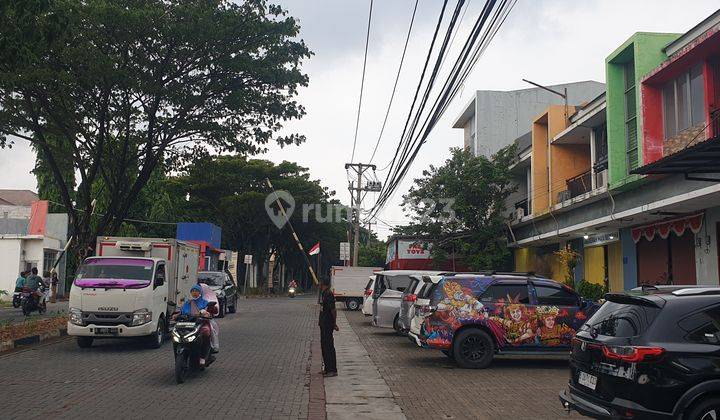 Ruko di Boulevard Gerbang Masuk Grand Duta Tangerang 2