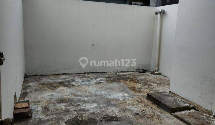 Banting Harga Ruko di Lokasi Super Strategis Bsd  2