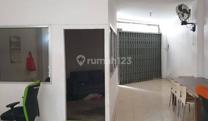 Ruko Sudut di Komplek Ruko Royal Sunter Jakarta Utara 2