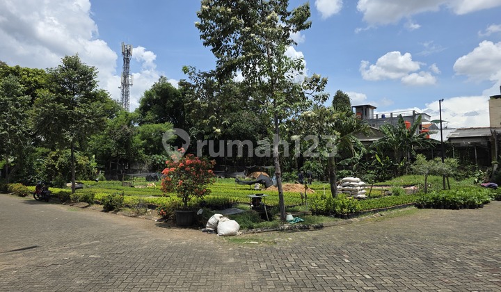 Corner Lot in Metro Permata 1 - Karang Tengah - Tangerang Jakarta Corner Lot in Metro Permata 1 - Karang Tengah - Tangerang Jakarta