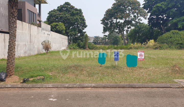 Kavling Hadap Lapangan Golf di Kawasan Premium Gading Serpong