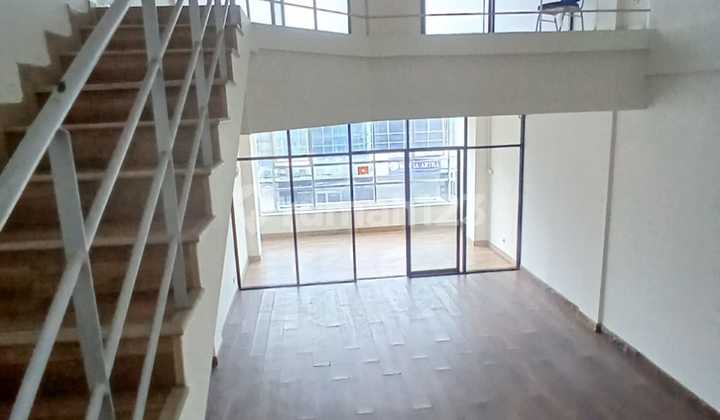 Ruko 2,5 Lantai di Jalan Raya Serpong Bsd