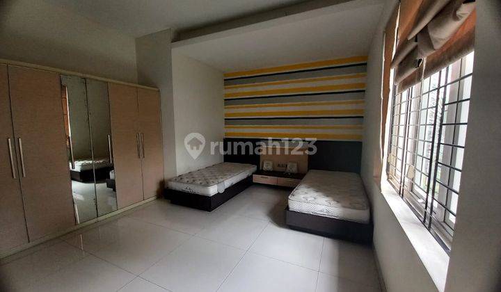 Rumah 2 Lantai Furnished Ada Kolam Renang di Kemang Jaksel 2