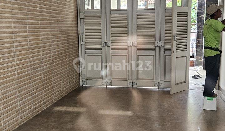 House for Sale in Cinere, Inside Bukit Cinere Indah Complex 2