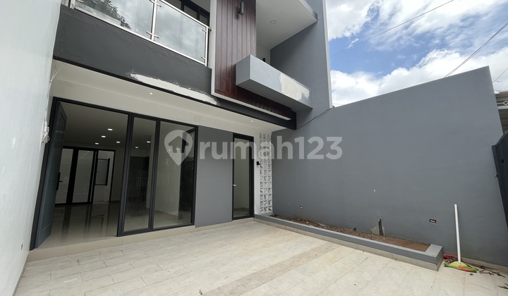 Rumah Baru Citra Garden 6X16m Hadap Taman 2