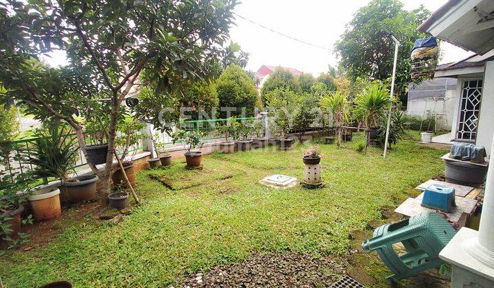 Rumah Hook Taman Luas Telaga Kahuripan Parung Bogor 2