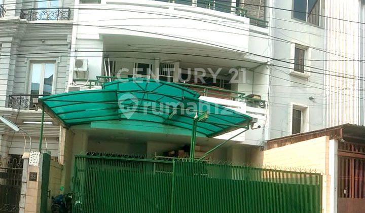 Rumah 4 Lantai Taman Sari Sawah Besar Jakarta Barat