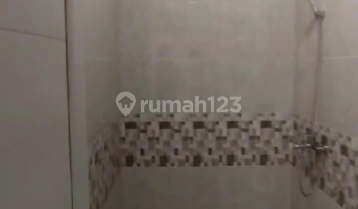 Dijual Rumah Baru di Tanjung Duren Selatan 2