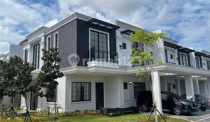 Disewakan Rumah Villa Pasir Putih Pik2 Disewakan Rumah Villa Pasir Putih Pik2