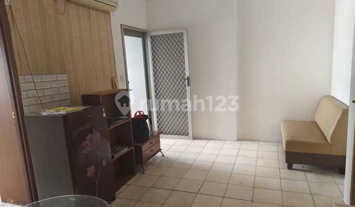 Disewakan Apartemen Mediterania Garden 1 2