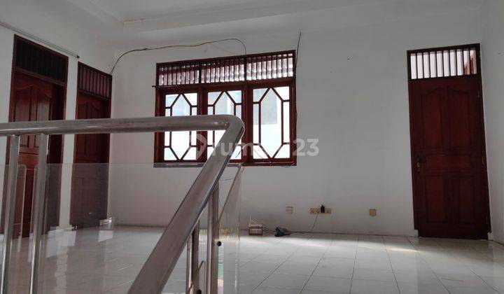 DIJUAL RUMAH LAMA MASIH LAYAK HUNI AREA SENOPATI JL. CIBULAN KEBAYORAN BARU JAKARTA SELATAN  2