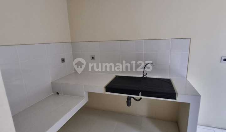 FOR SALE NEW 3-STORY HOUSE ON JERUK PURUT STREET. CILANDAK TIMUR, PASAR MINGGU, NEAR T.B SIMATUPANG, SOUTH JAKARTA. 2