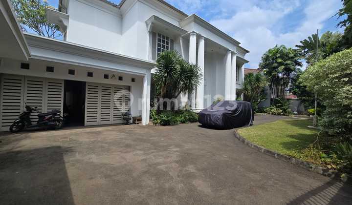 FOR SALE RUMAH MEWAH SIAP HUNI DI SELONG SENOPATI KEBAYORAN BARU JAKARTA SELATAN 