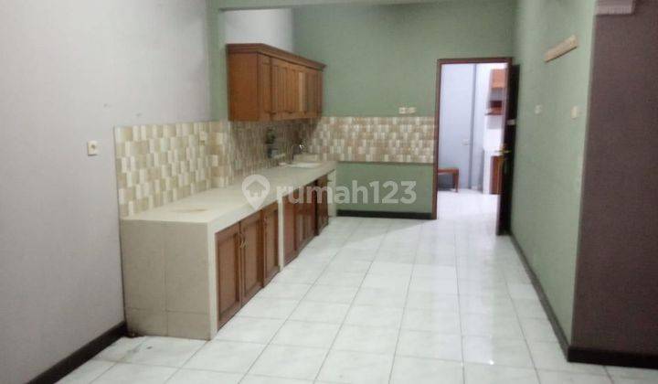 Dijual Cepat Rumah Besar Siap Huni di Area Galaxy Bekasi Barat 2