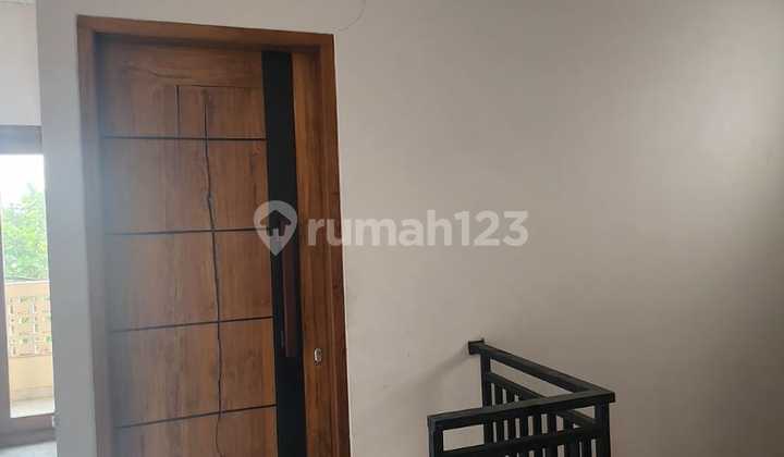 Dijual rumah 2 lantai Wahana Harapan  Harapan Indah Bekasi Utara 2