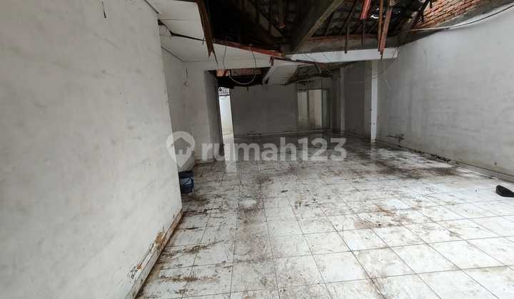 For Sale Flood-Resistant Modern Garden House in Cakung, Ujung Menteng, East Jakarta 2