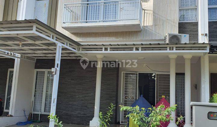 Rumah 3 Lantai di Springville Residence
duren Jaya Bekasi Timur
, Bekasi 1