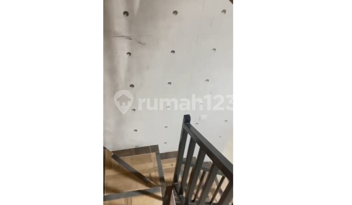 For Sale Ready-to-Use Shop House, Former Office in Harapan Jaya 2