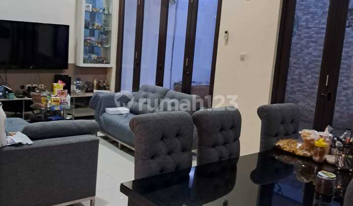 House for sale in the Tropical Asia cluster, Harapan Indah, Bekasi.