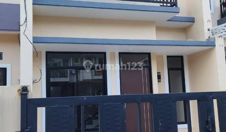 Dijual Rumah 2 Lantai Lokasi Strategis Di Citra Raya Tangerang 1