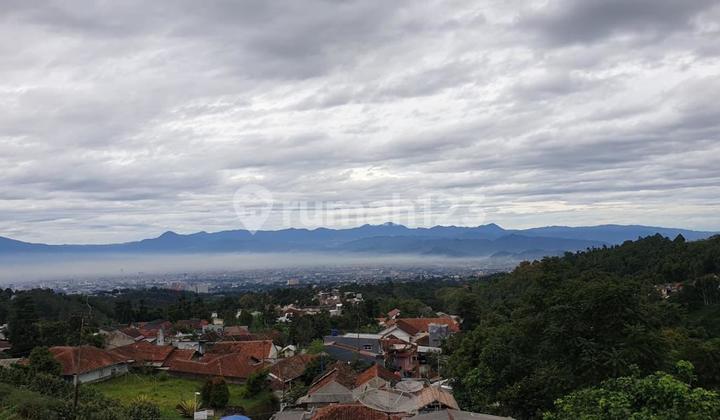 For Sale 3-Story Ready-to-Live-In House in Bandung 2
