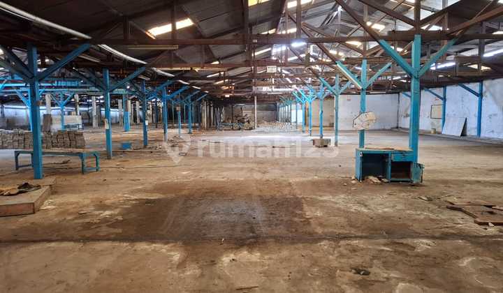 Quick Sale Warehouse Prime Location in West Jakarta