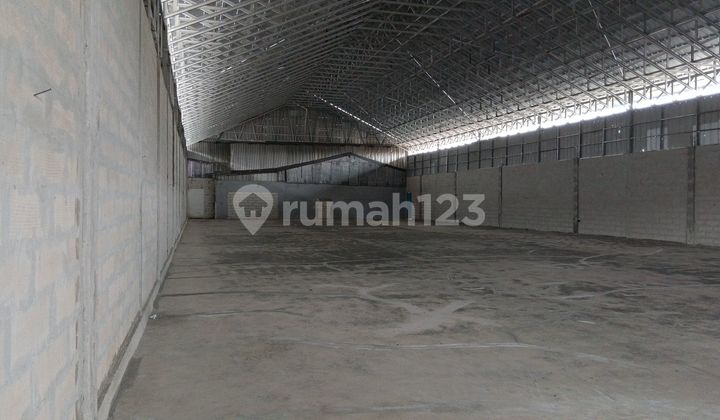 Warehouse for Rent, Suitable for Business in Curug, Tangerang Warehouse for Rent, Suitable for Business in Curug, Tangerang
