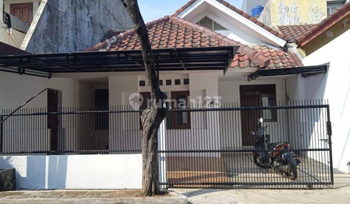Dijual Rumah Siap Huni di Griya Bintara Indah. Bekasi. Bisa Jalan Kaki Ke Stasiun Cakung 1