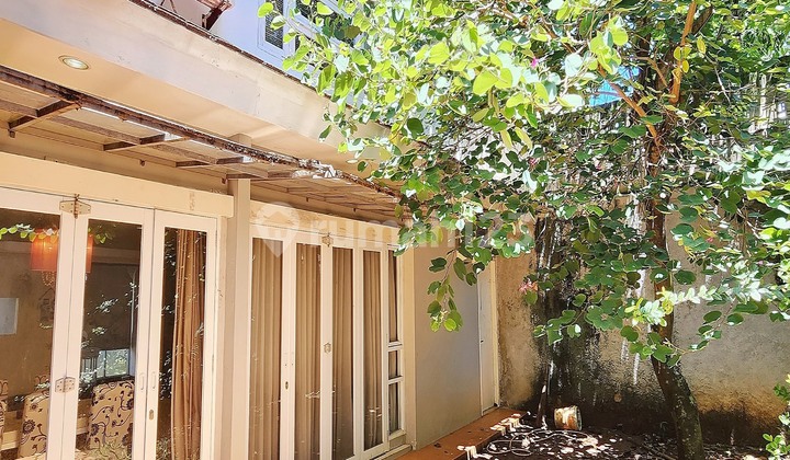 Dijual Rumah 4 Bedroom  Furnished Bagus di Jagakarsa