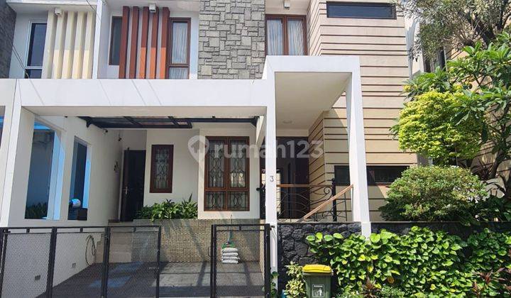 Dijual Town House ANTASARI 4+2 Kamar Tidur  Bagus 1