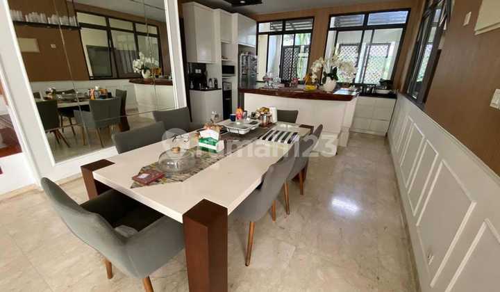 For Rent House in Serenia Hills With Pool