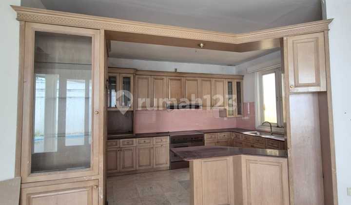 Dijual Rumah Mewah Dengan Pool di Lebak Bulus 2