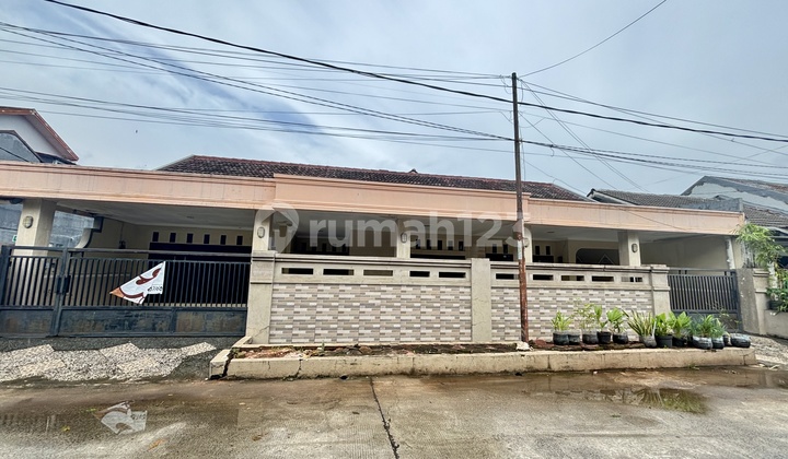 Dijual Rumah 4 Kamar Tidur Dalam Komplek Bebas Banjir Nyaman di Jatimakmur Dijual Rumah 4 Kamar Tidur Dalam Komplek Bebas Banjir Nyaman di Jatimakmur