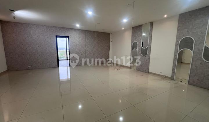 Soho Ebony Ready to Occupy Suitable for Office/Business Near BCA