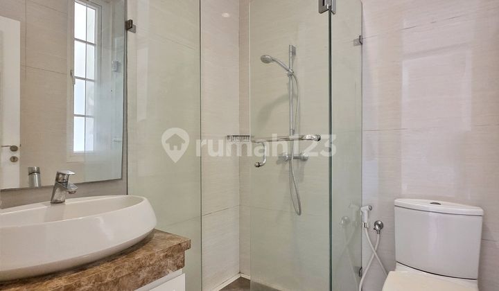 For Rent 4 Bedroom Ready-to-Live House in Pondok Indah 2